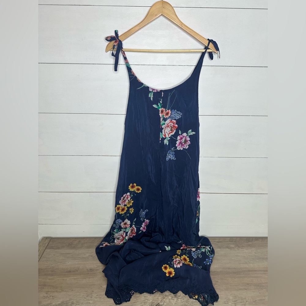 Johnny Was Embroidered Boho Maxi Jumper Dress Navy Blue Floral Rayon Size Medium - Picture 6 of 7